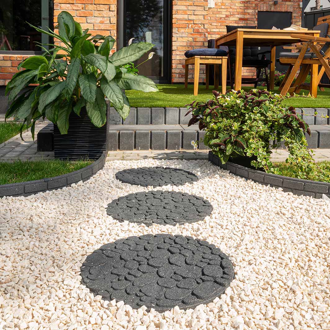 Greenfingers Recycled Rubber River Rock Stepping Stone