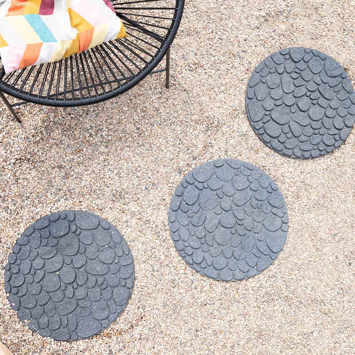 Greenfingers Recycled Rubber River Rock Stepping Stone