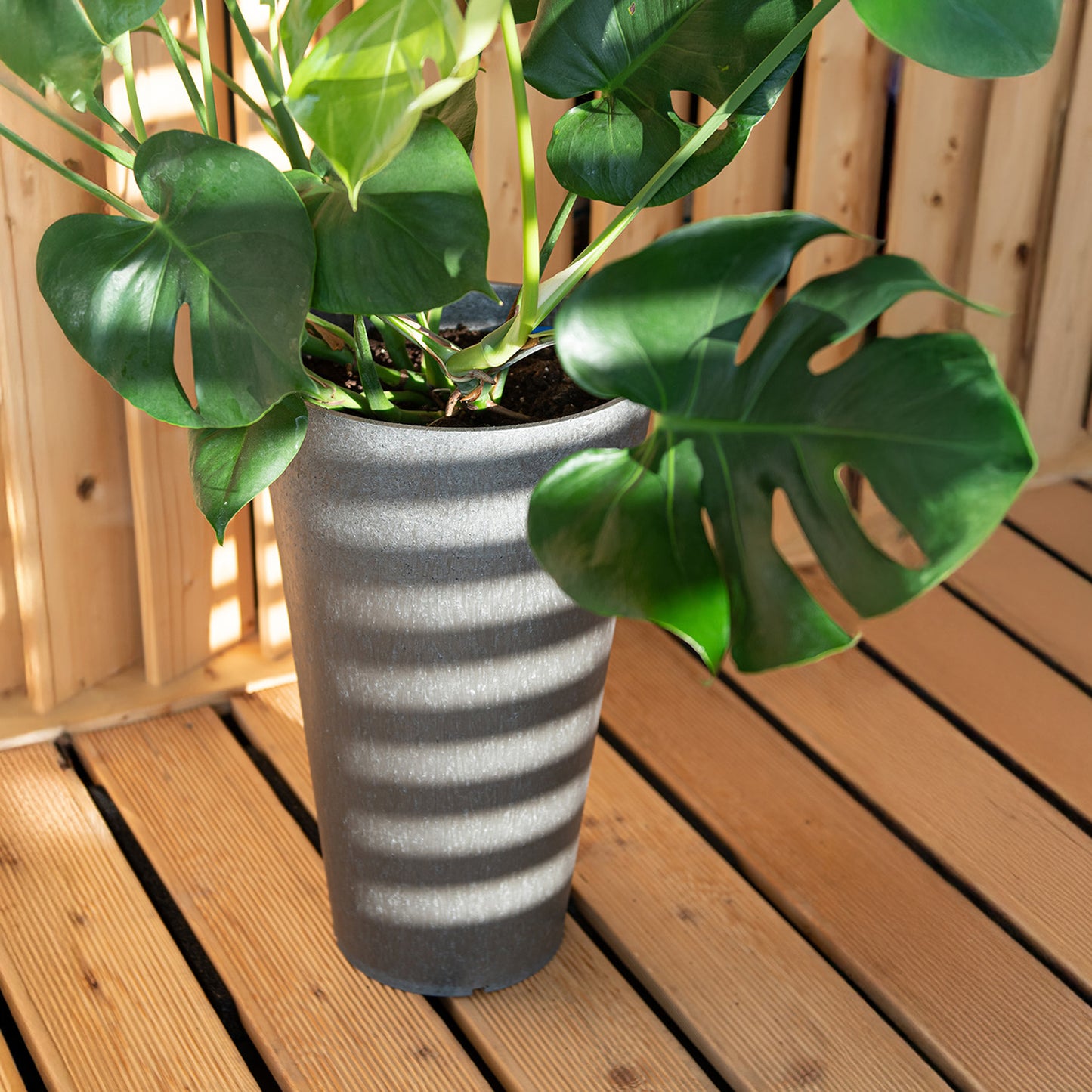 Tierra Verde Concerto Planter - Steel Grey - W36cm x D36cm x H66cm