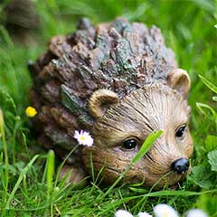 La Hacienda Woodland Hedgehog - 31cm Width