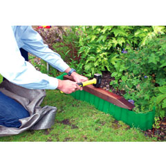 Kingfisher Plastic lawn Edging 9m