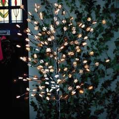 Gardman Solar Snowflake Tree - 120 LED