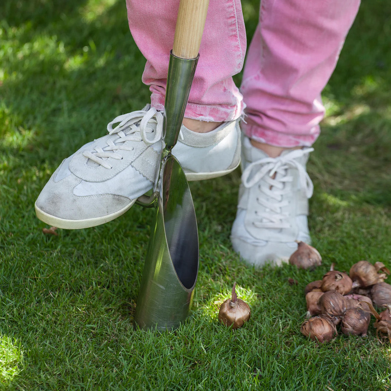 Burgon & Ball RHS Long Handled Bulb Planter