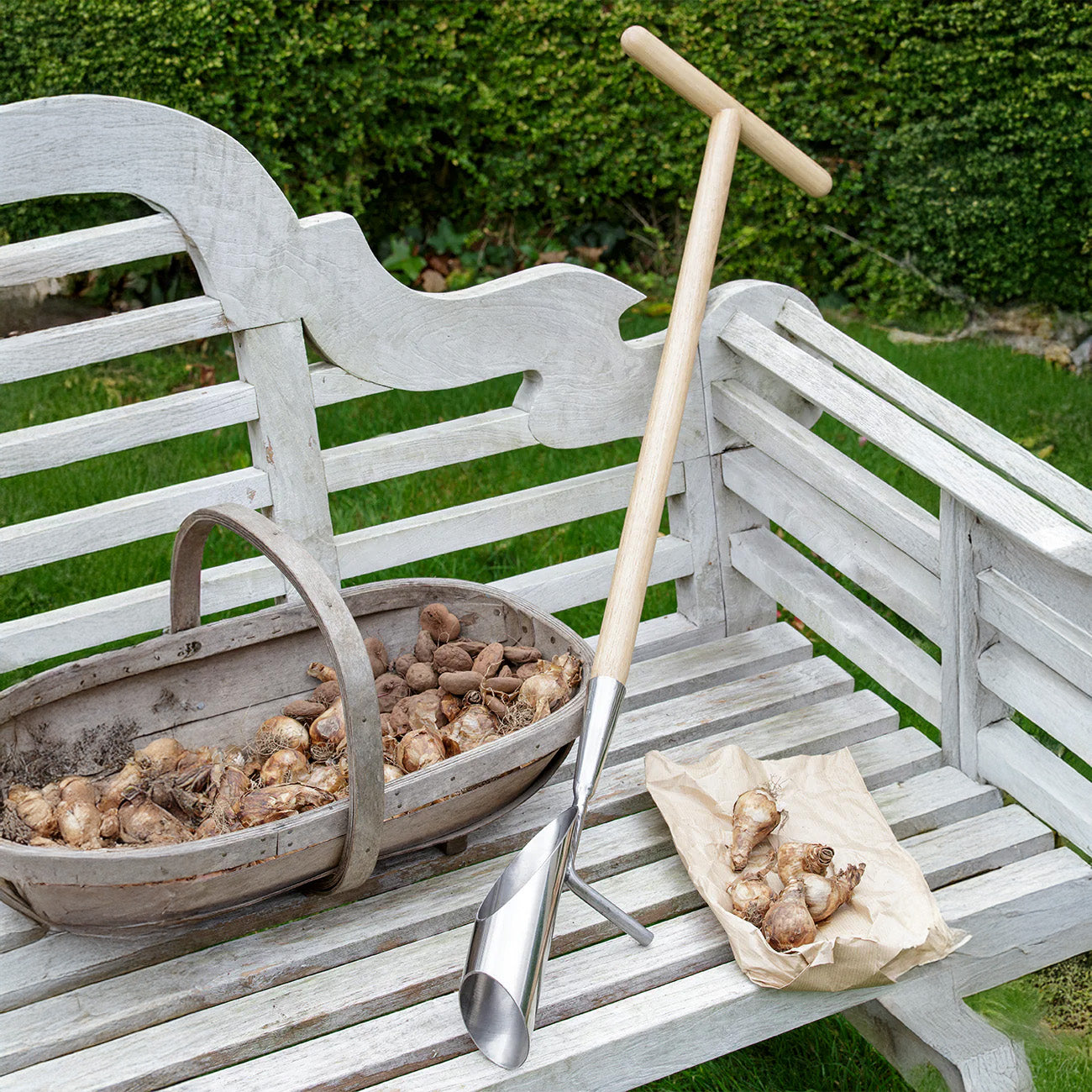 Burgon & Ball RHS Long Handled Bulb Planter