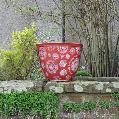Greenfingers Chengdu Planter - Terracotta with White - 40cm